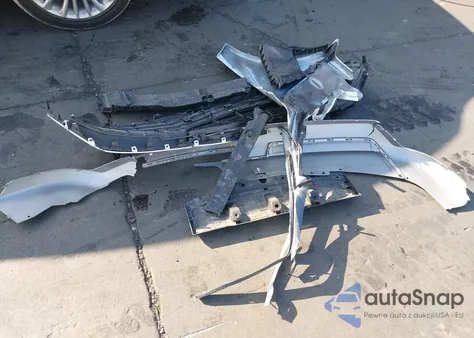 2020 Toyota Avalon Limited z USA, uszkodzony, nr VIN 4T1CZ1FB2LU043667